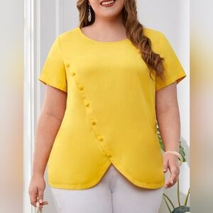Like New Emery Rose Women's Yellow Blouse Faux Buttons..runs small 26" p2p